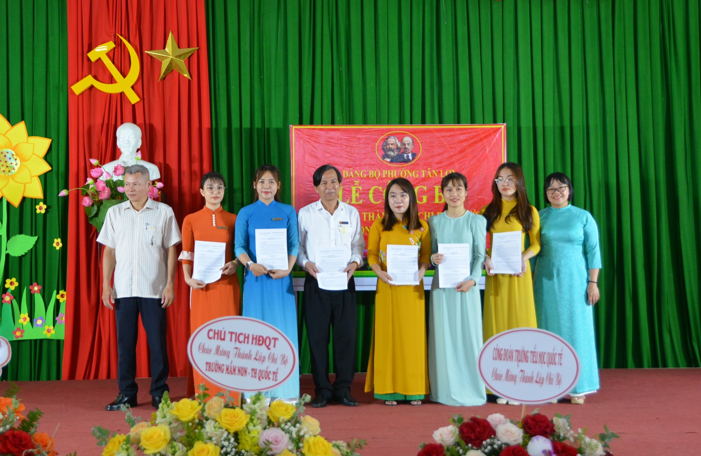 Lễ công bố thành lập Chi bộ Trường Mầm non – Tiểu học Quốc tế